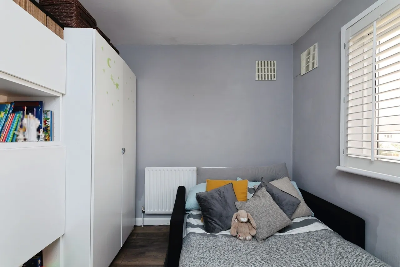Fullwell Avenue, Ilford, IG5, photo 12