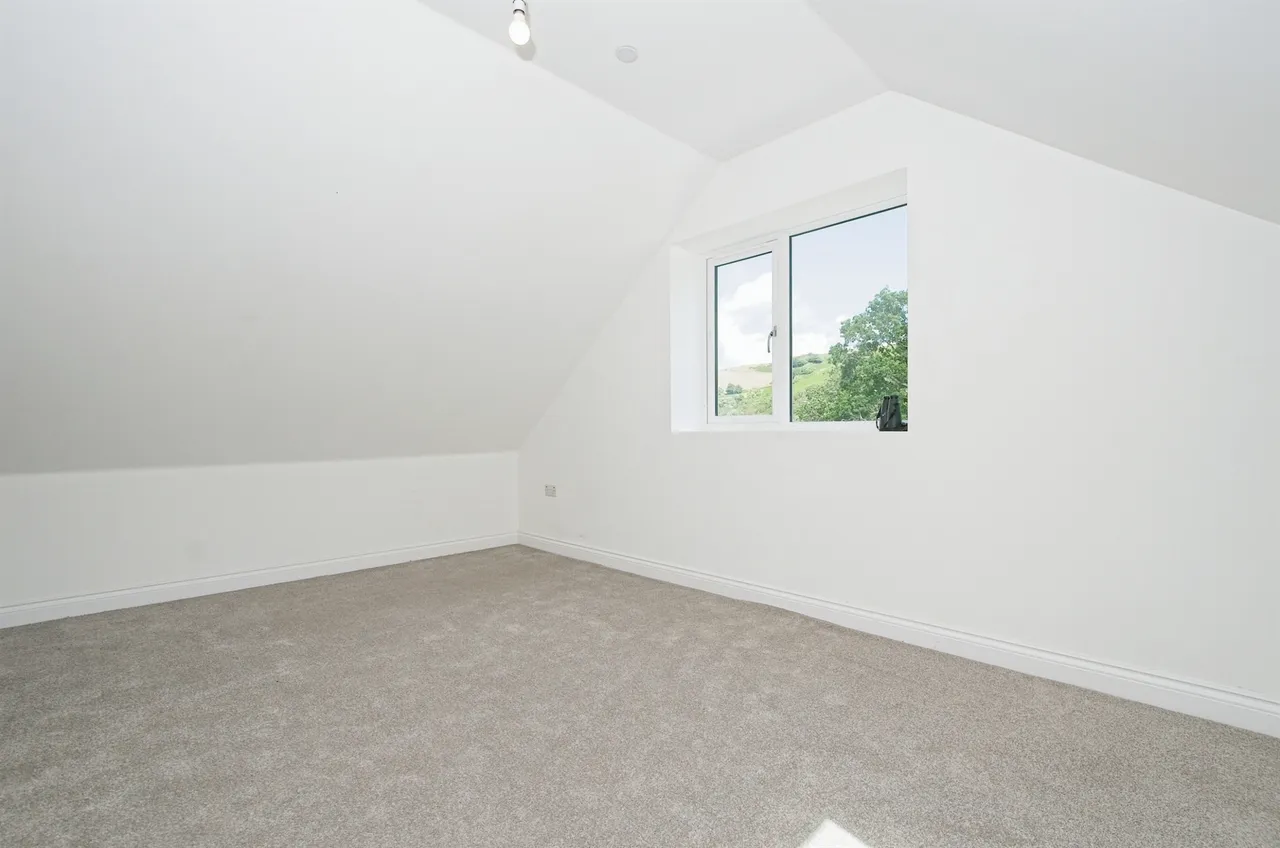 Bodwenarth Farm PONTYPRIDD, CF37, photo 7