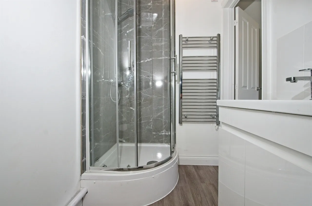 Bodwenarth Farm PONTYPRIDD, CF37, photo 10