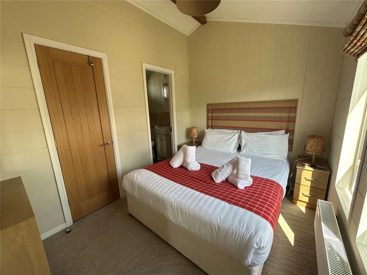 Fishguard BAY RESORT, SA65, photo 8