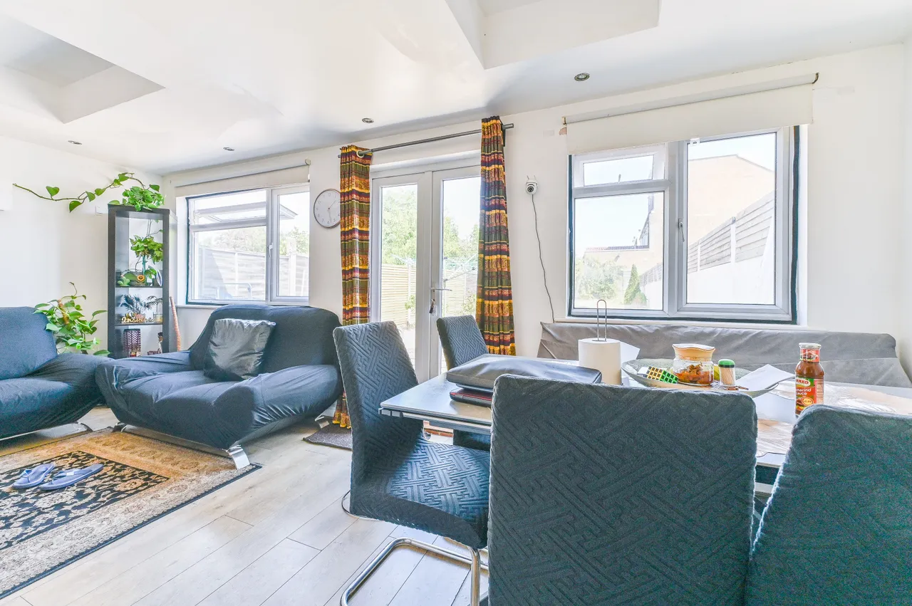 16 Brickfield Road, Thornton Heath, photo 4