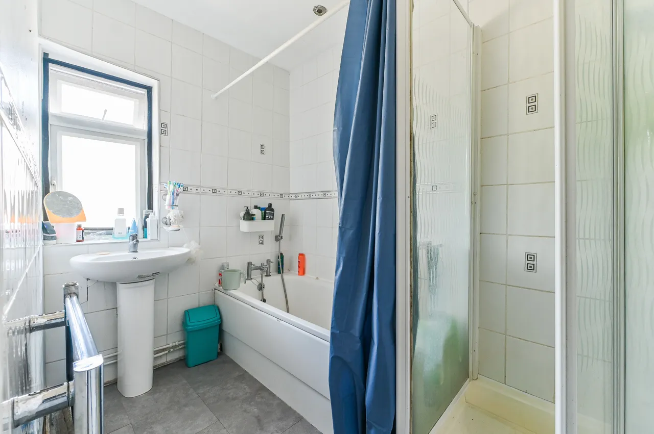 16 Brickfield Road, Thornton Heath, photo 12