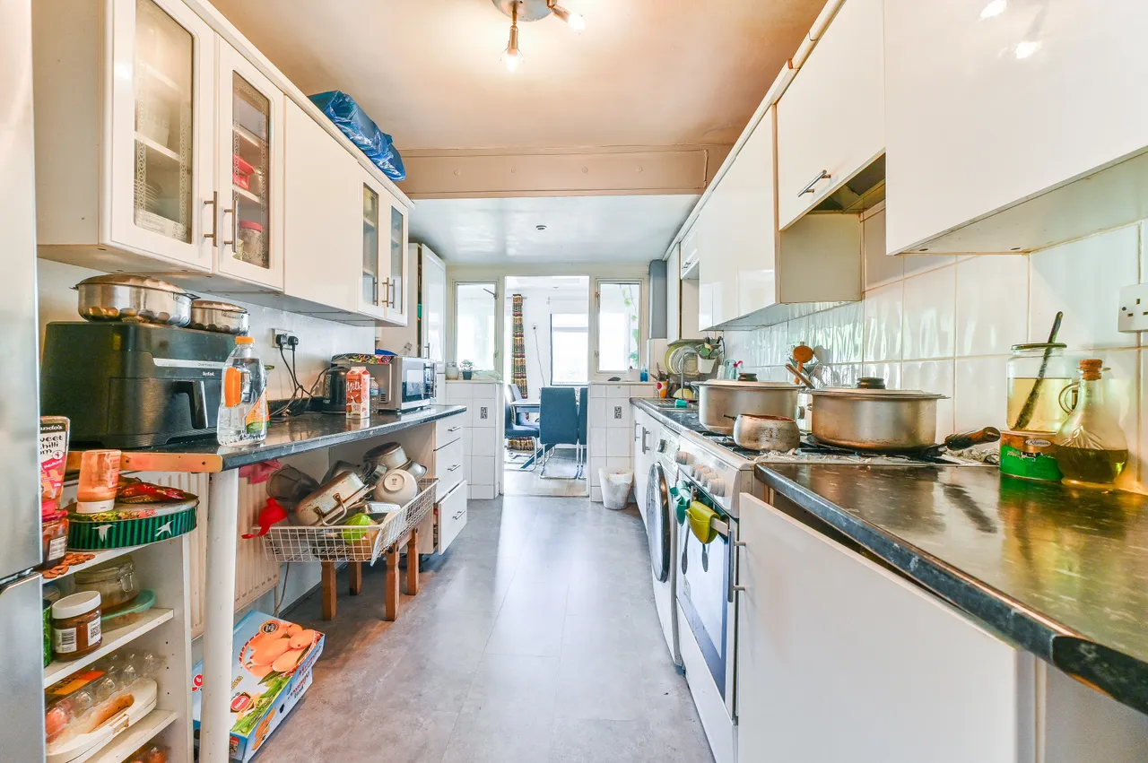 16 Brickfield Road, Thornton Heath, photo 5
