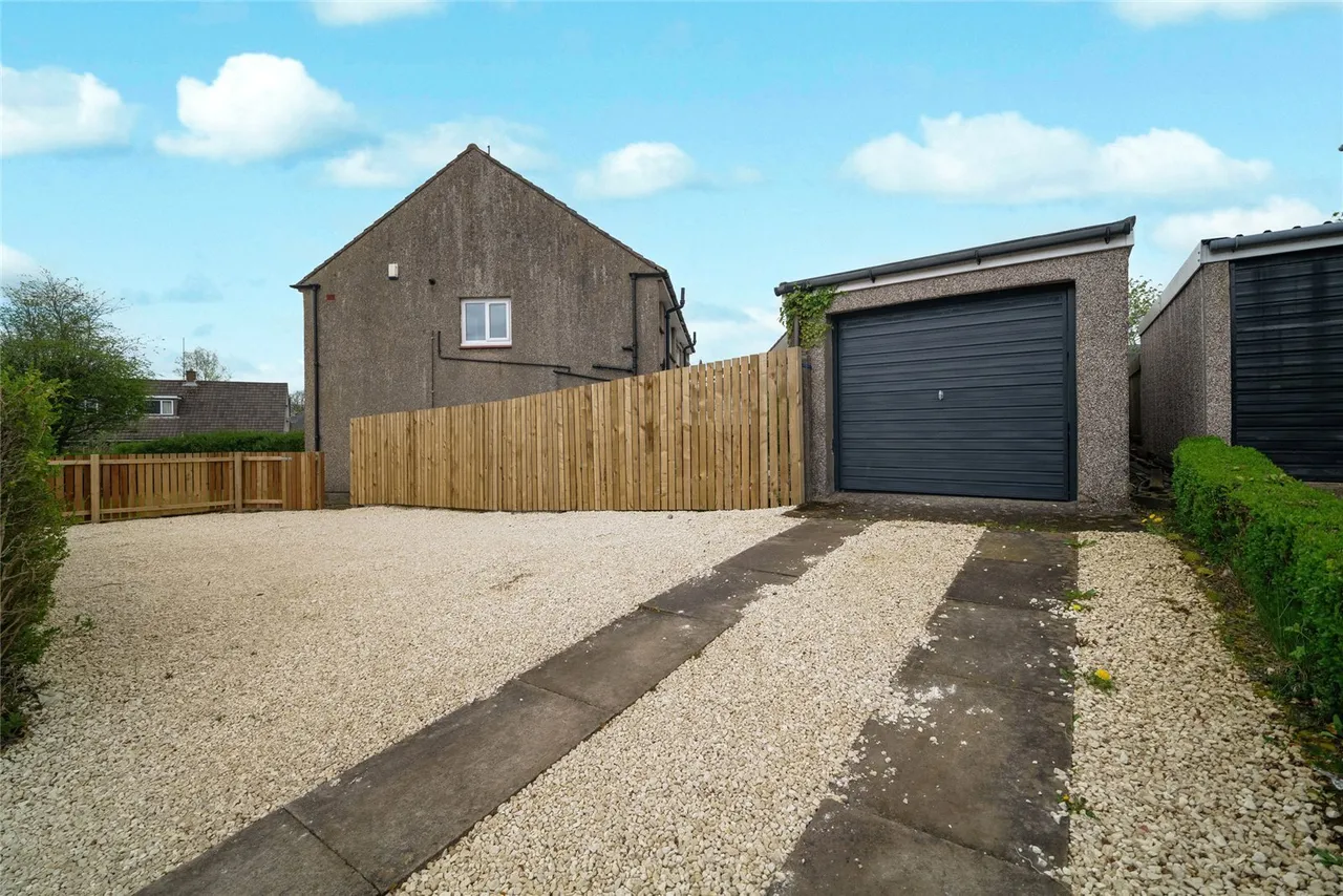Devon Gardens, Bishopbriggs, Glasgow, East Dunbartonshire, G64, photo 17