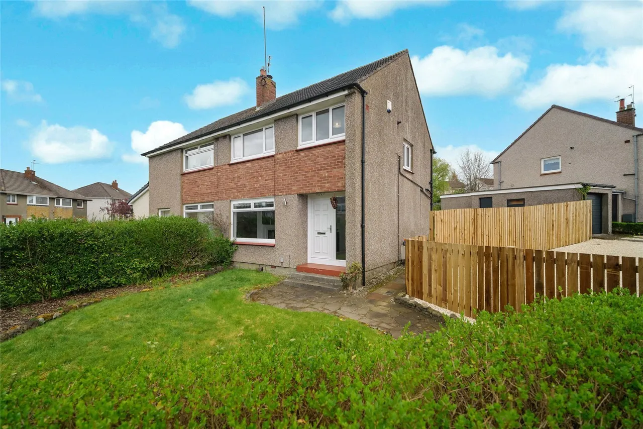 3 bed house for sale — Devon Gardens, Bishopbriggs, Glasgow, East Dunbartonshire, G64