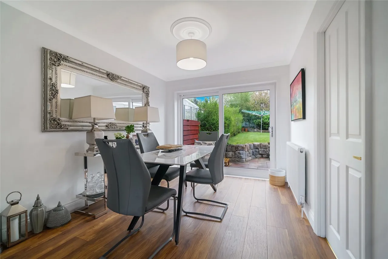 Devon Gardens, Bishopbriggs, Glasgow, East Dunbartonshire, G64, photo 6