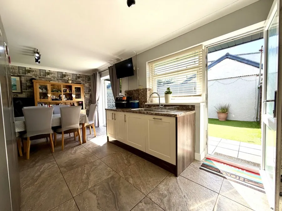 Durham Close, Heolgerrig, CF48, photo 6