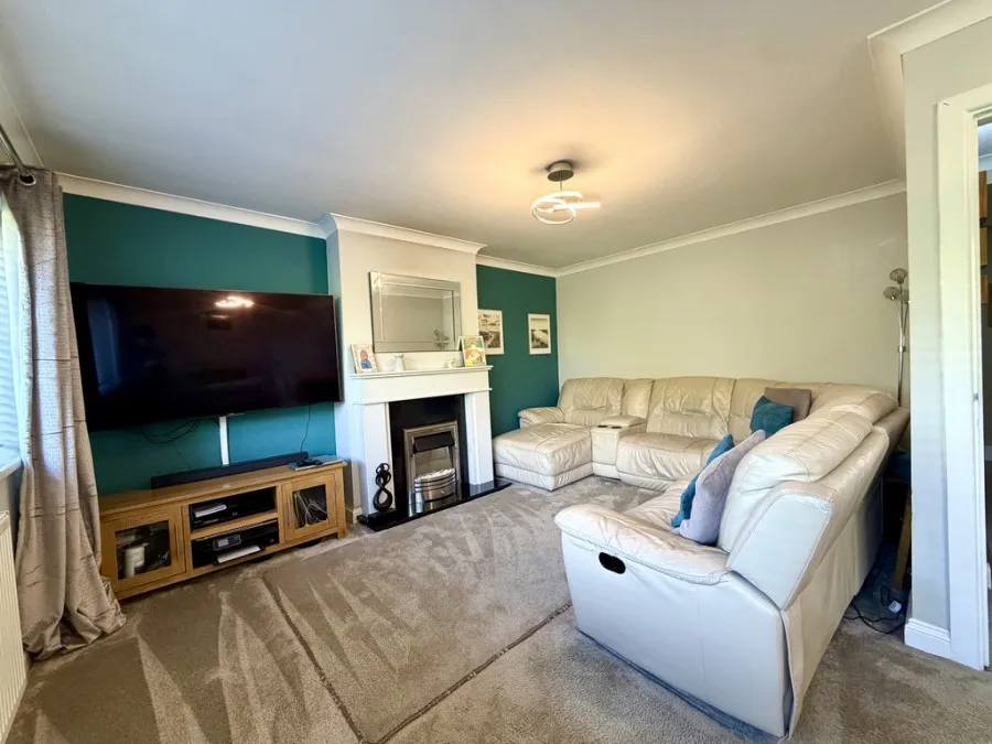 Durham Close, Heolgerrig, CF48, photo 4