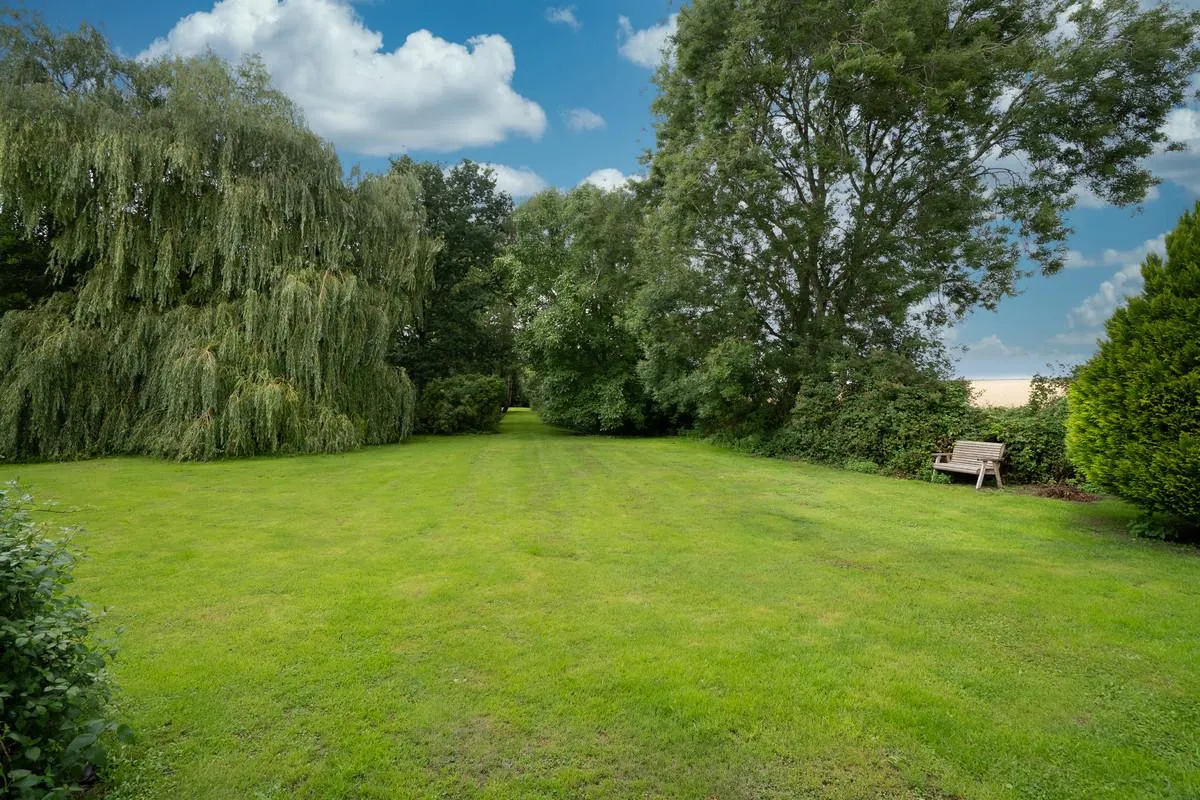 Halesworth Road, Linstead, photo 29