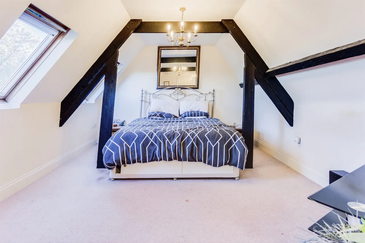 Walton Lane, WAKEFIELD, photo 5