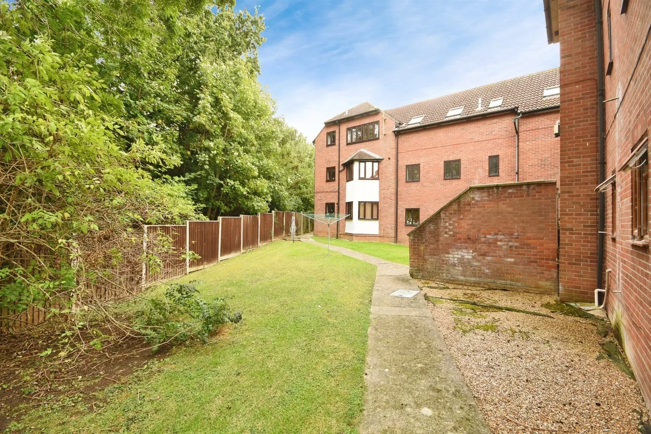 Mill Court, Braintree, CM7, photo 15