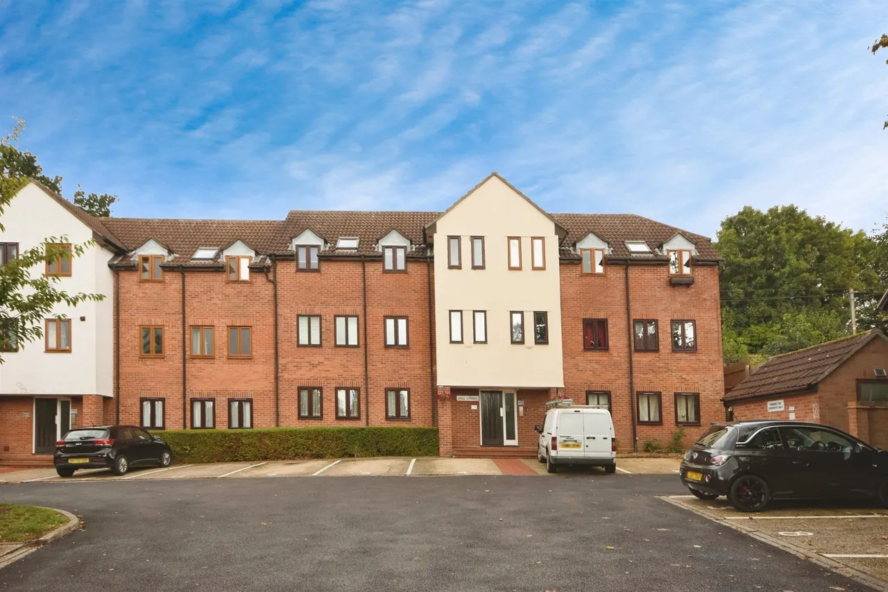 1 bed flat for sale, Mill Court, Braintree, CM7