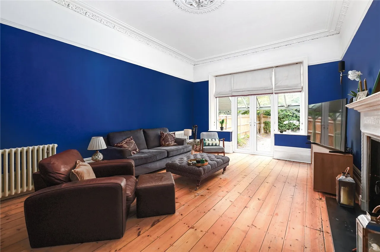 Gally Hill Road, Church Crookham, Fleet, Hampshire, GU52 6QE, photo 4