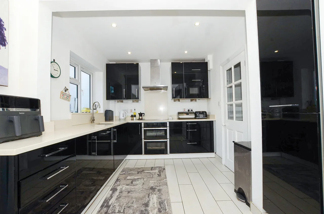 Bushey Mill Lane, Watford, WD24, photo 8