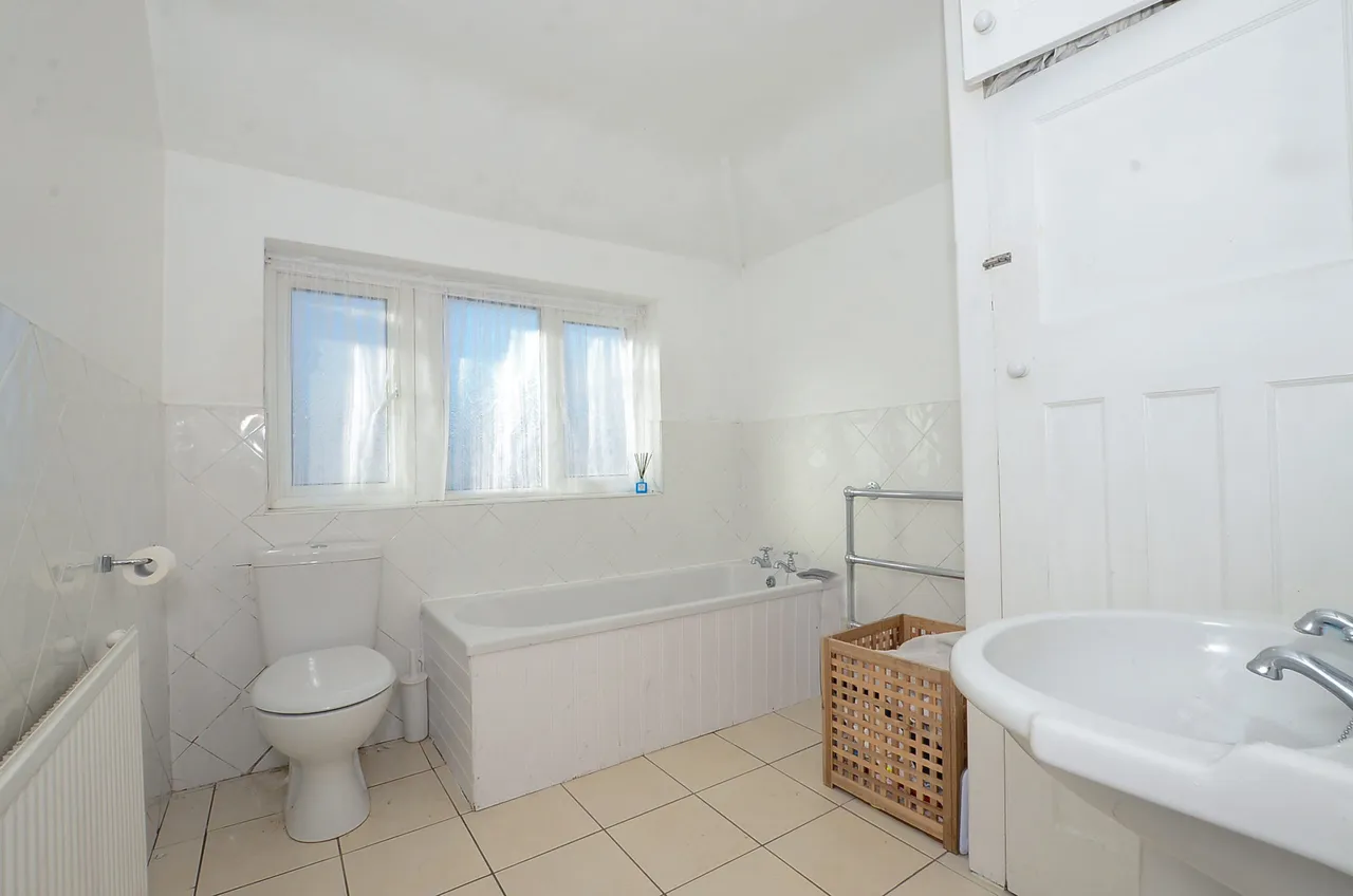 Bushey Mill Lane, Watford, WD24, photo 18