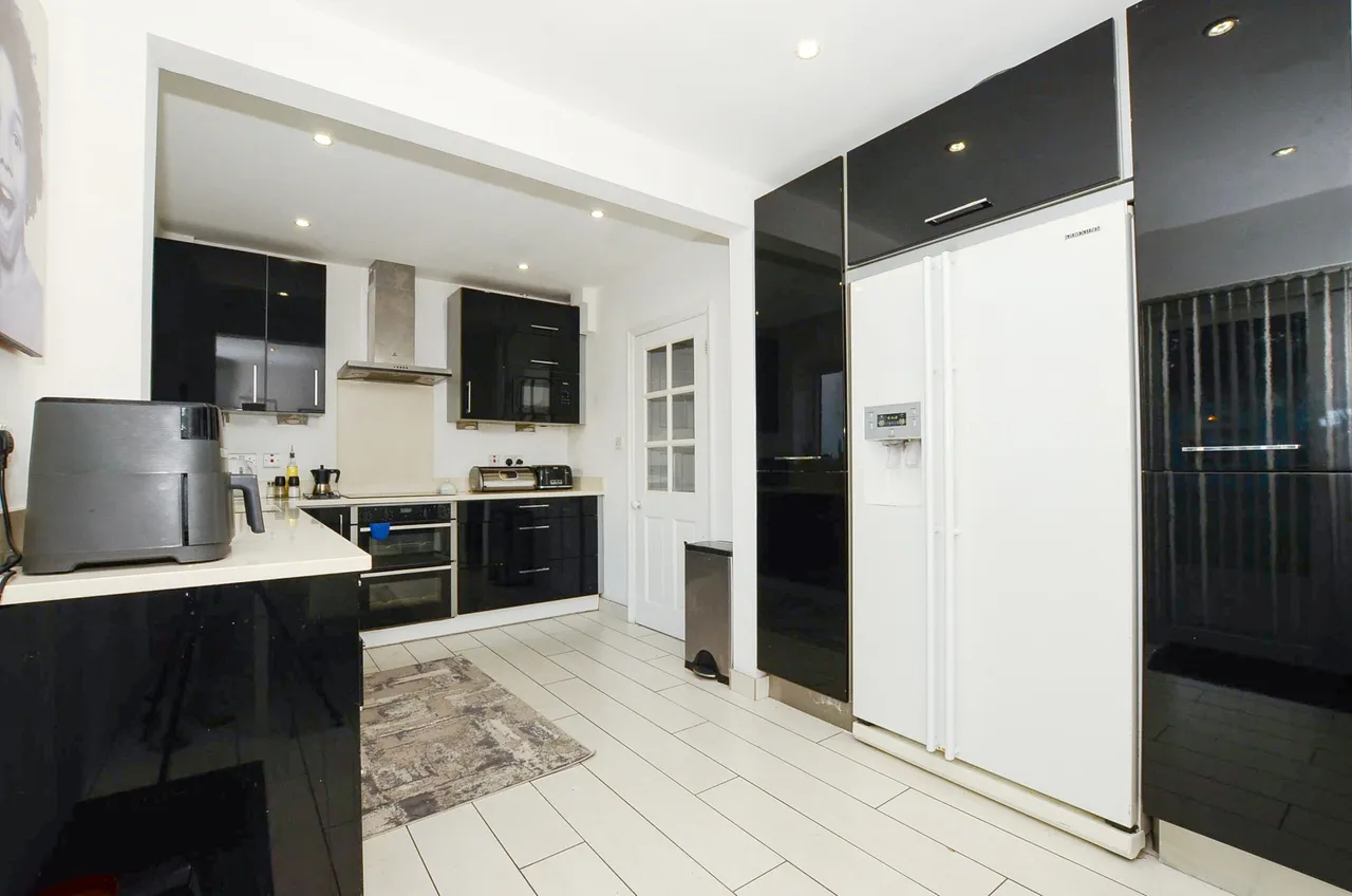 Bushey Mill Lane, Watford, WD24, photo 9