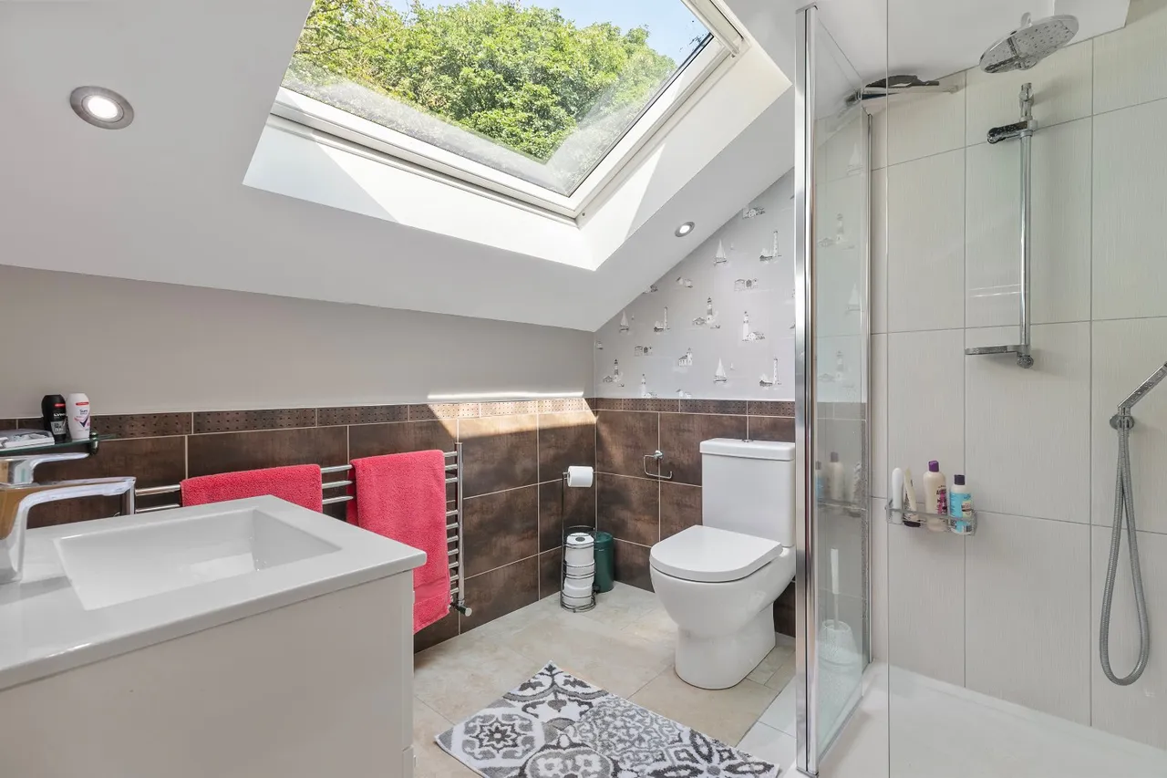 Park Drive, Bingley, BD16, photo 28