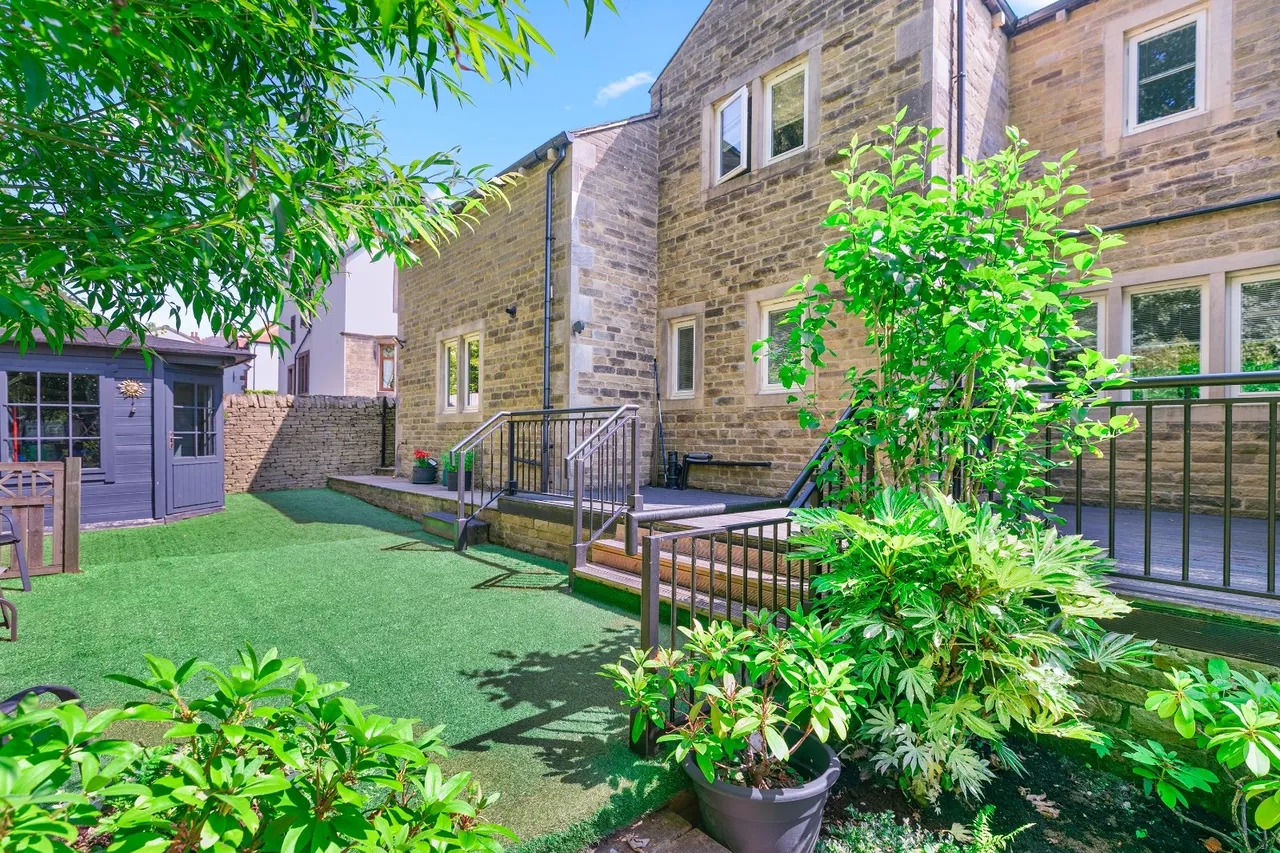 Park Drive, Bingley, BD16, photo 35