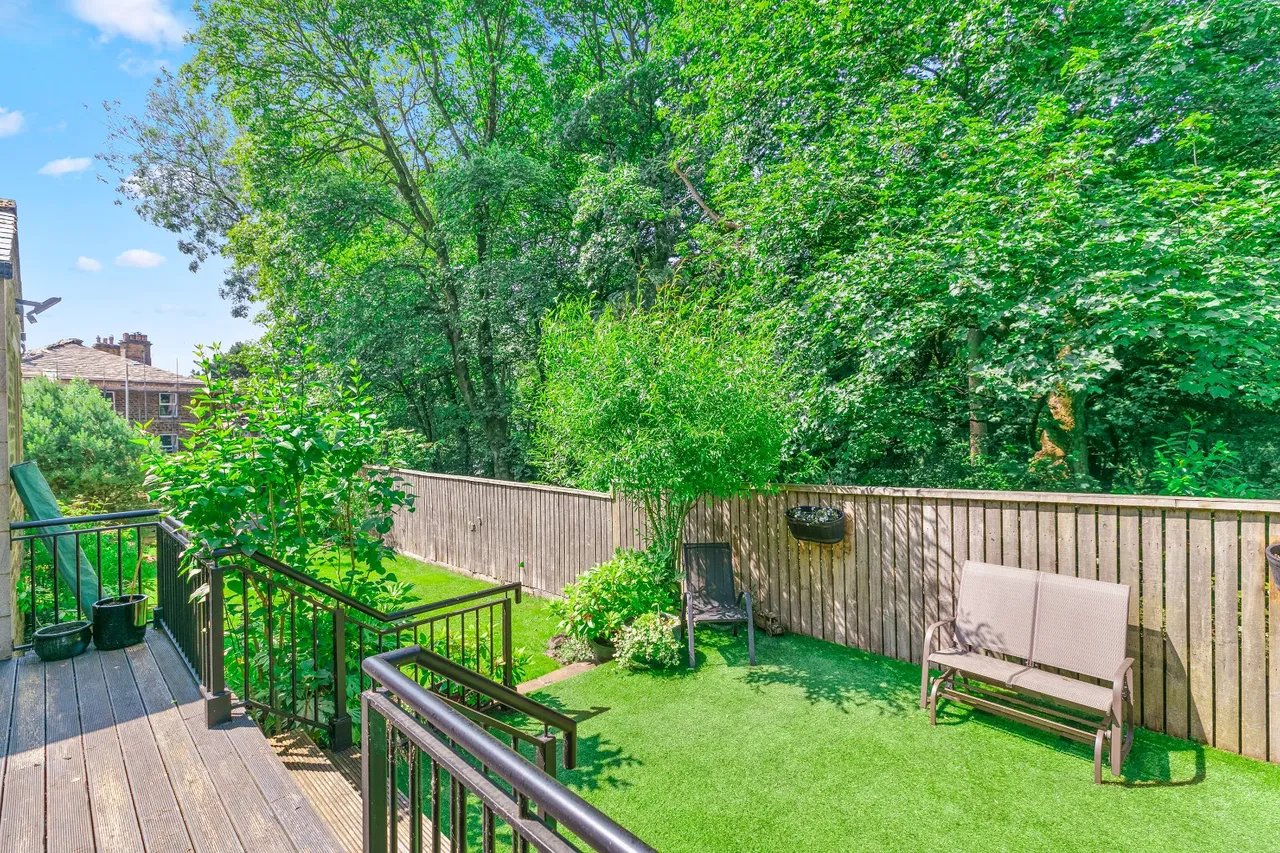 Park Drive, Bingley, BD16, photo 33