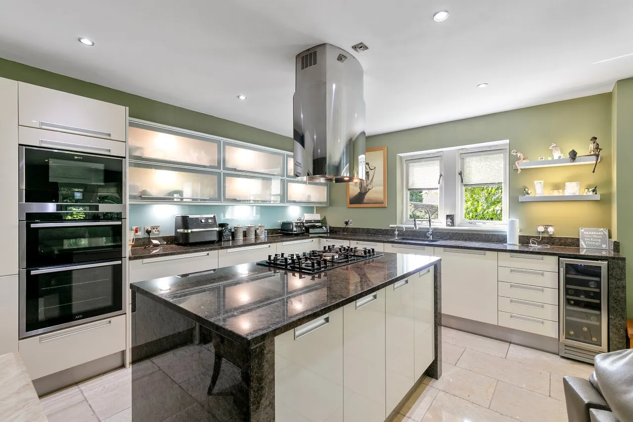 Park Drive, Bingley, BD16, photo 15