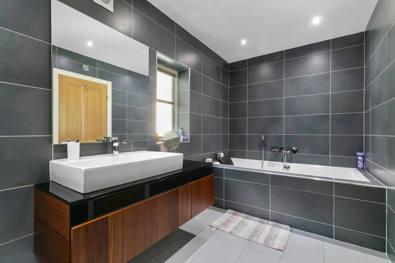 Park Drive, Bingley, BD16, photo 8