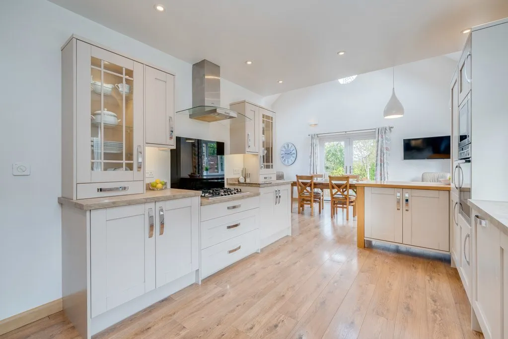 Headlands Road, Liversedge WF15 7NT, photo 7