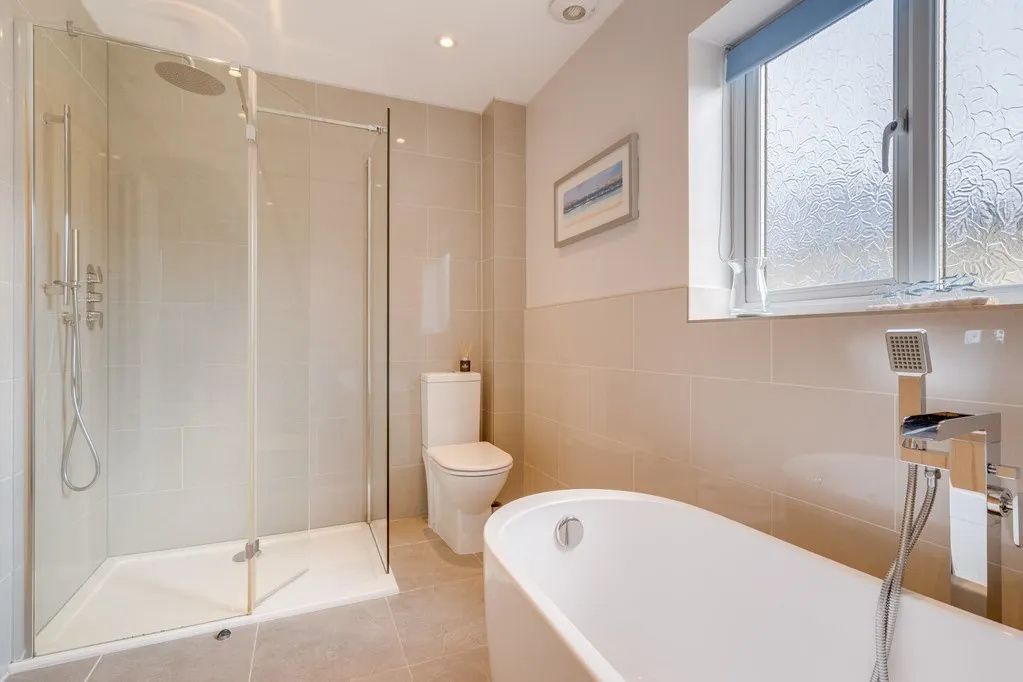 Headlands Road, Liversedge WF15 7NT, photo 22