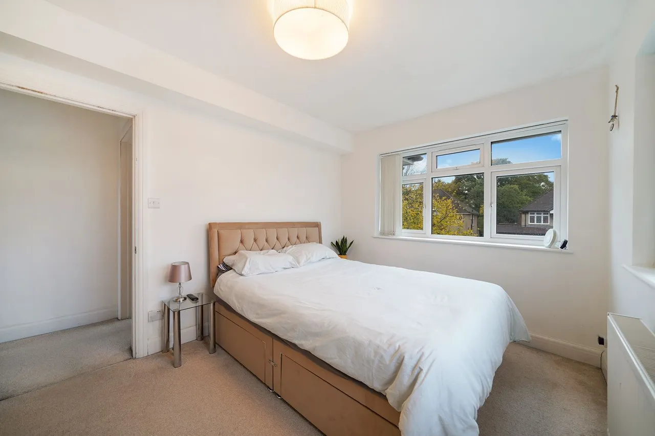 Harrow, HA2, photo 16
