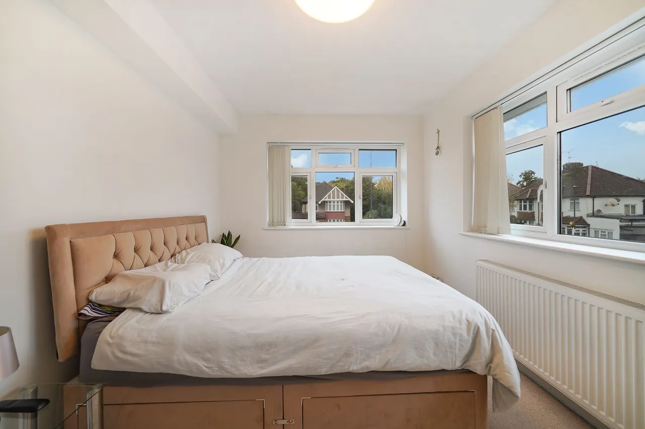 Harrow, HA2, photo 17