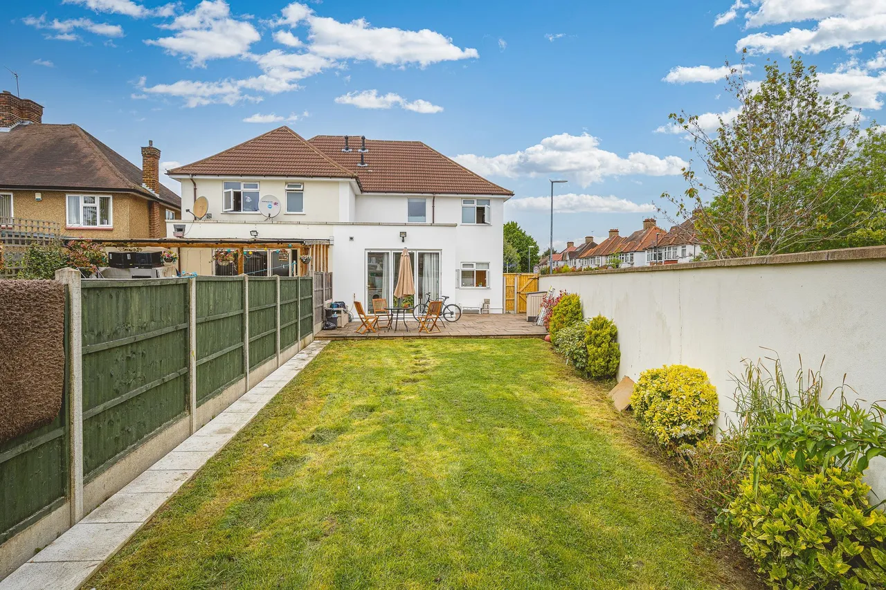 Harrow, HA2, photo 25