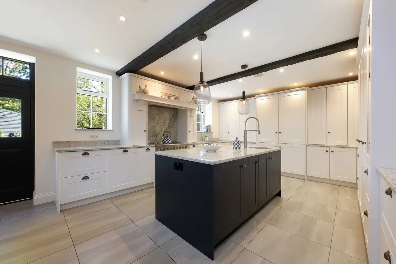 Clamp Hill, Stanmore, HA7, photo 3