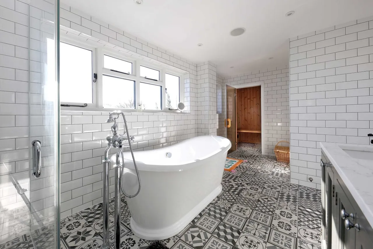 Clamp Hill, Stanmore, HA7, photo 16