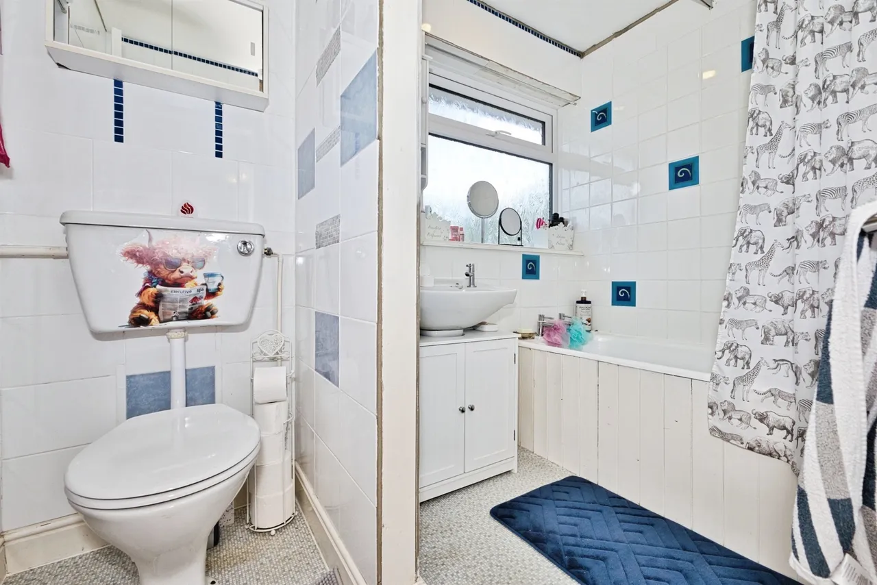 Osborne Road, Yeovil, BA20, photo 14