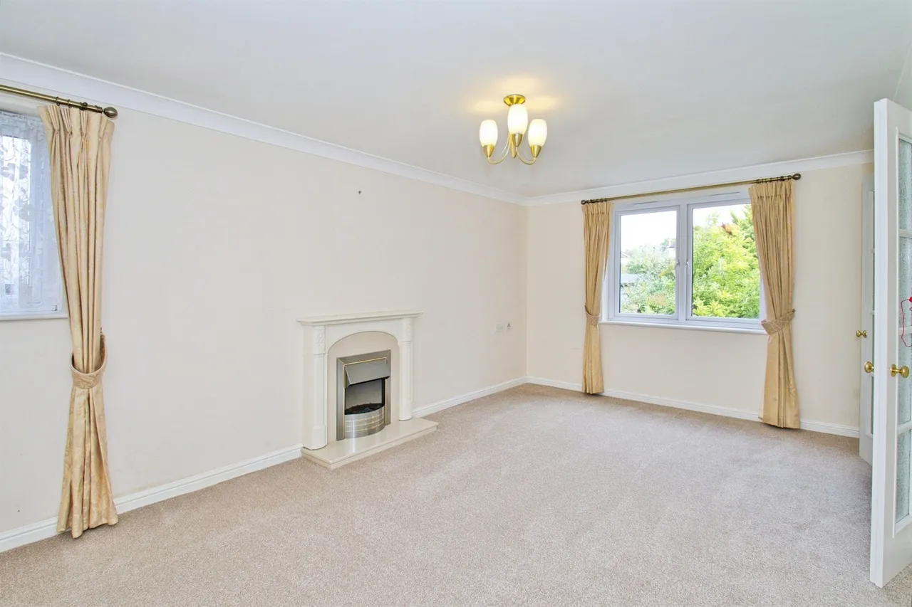 Wyndham Court, Yeovil, BA21, photo 8
