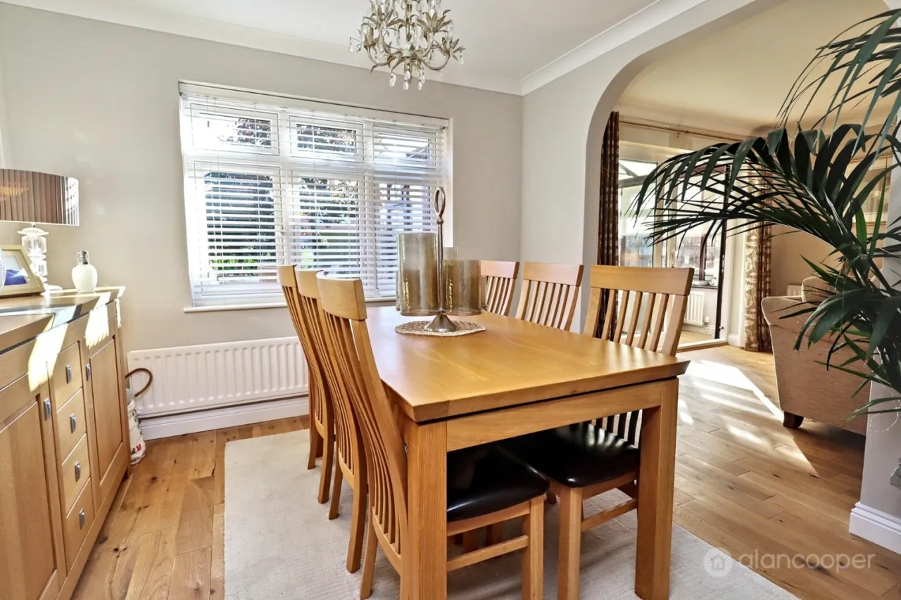 Norwich Close, St Nicolas Park, CV11, photo 10