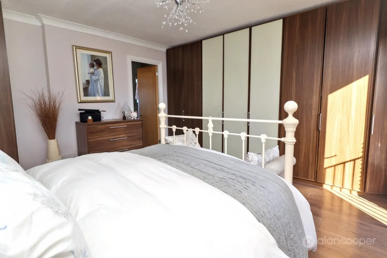 Norwich Close, St Nicolas Park, CV11, photo 31