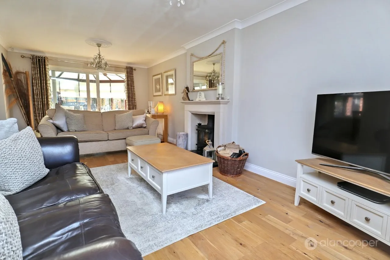 Norwich Close, St Nicolas Park, CV11, photo 7