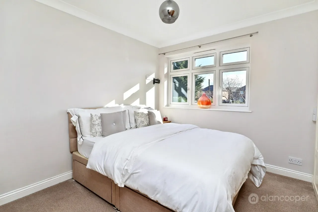 Norwich Close, St Nicolas Park, CV11, photo 33