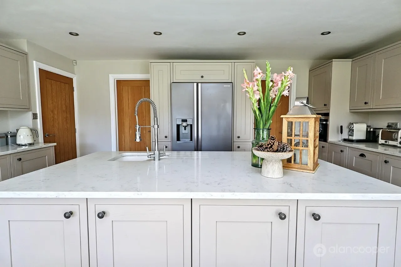 Norwich Close, St Nicolas Park, CV11, photo 22