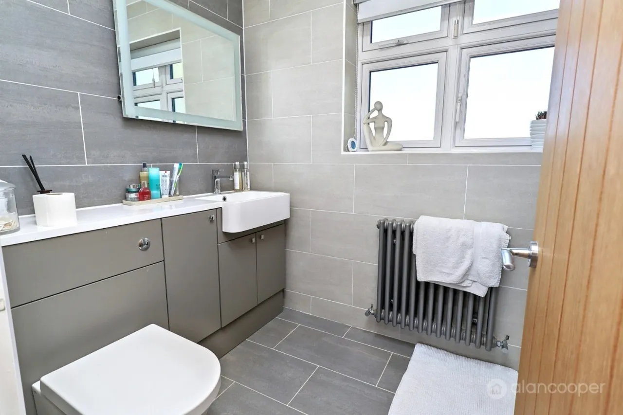 Norwich Close, St Nicolas Park, CV11, photo 32