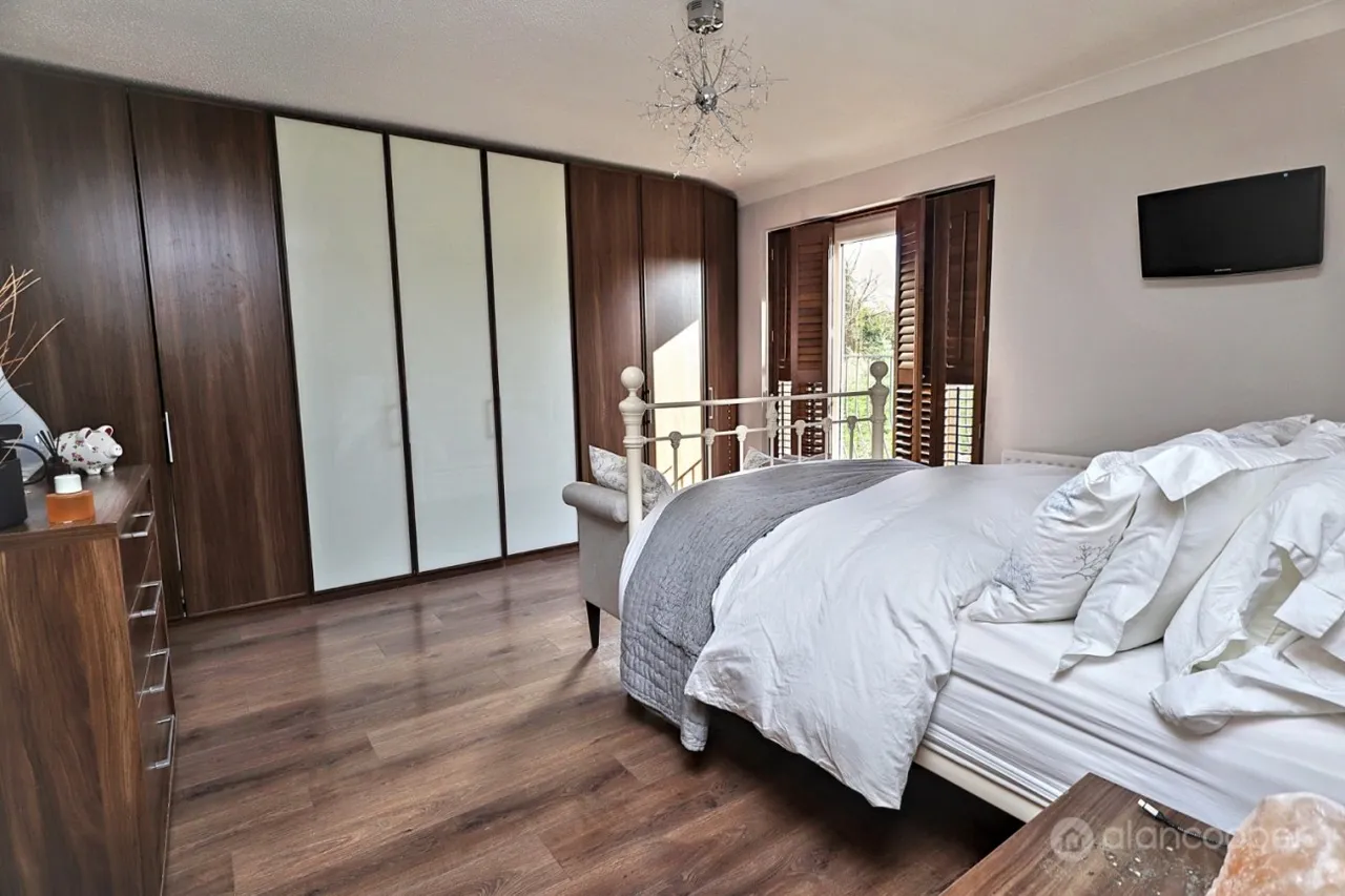 Norwich Close, St Nicolas Park, CV11, photo 30