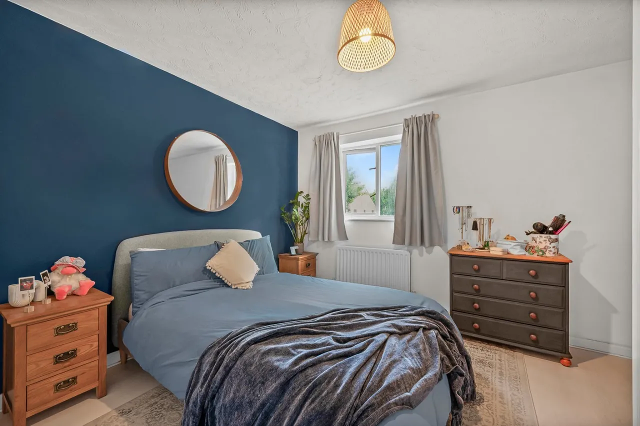 Hanover Avenue, London, E16, photo 5