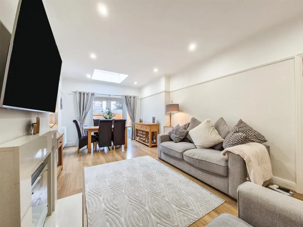 Broxton Avenue, Prenton, CH43, photo 8