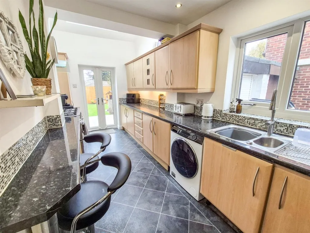 Broxton Avenue, Prenton, CH43, photo 13