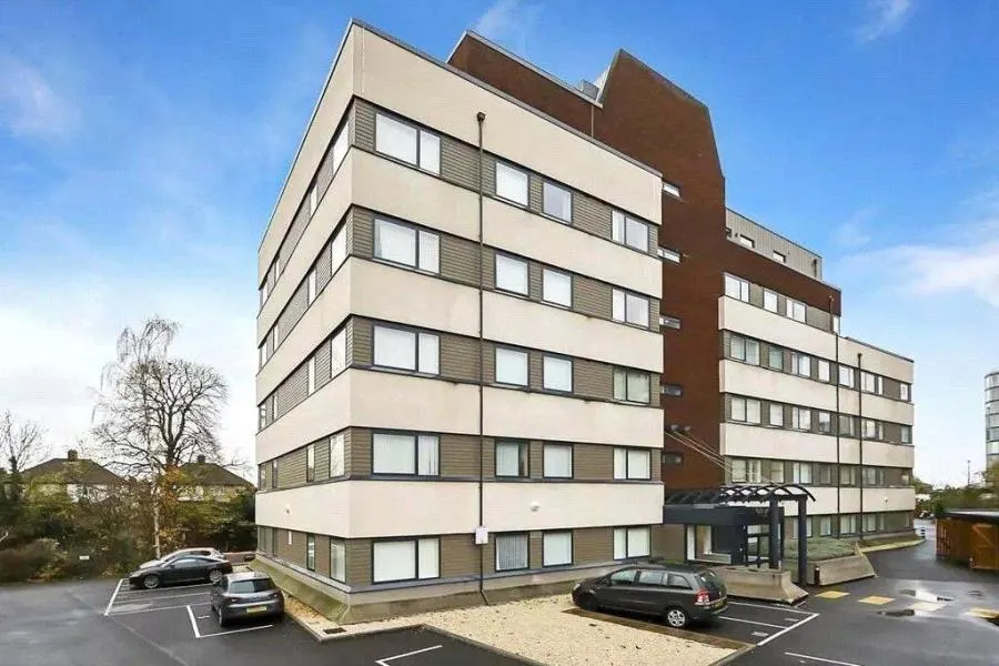 Clayton Road, Hayes, UB3, photo 7