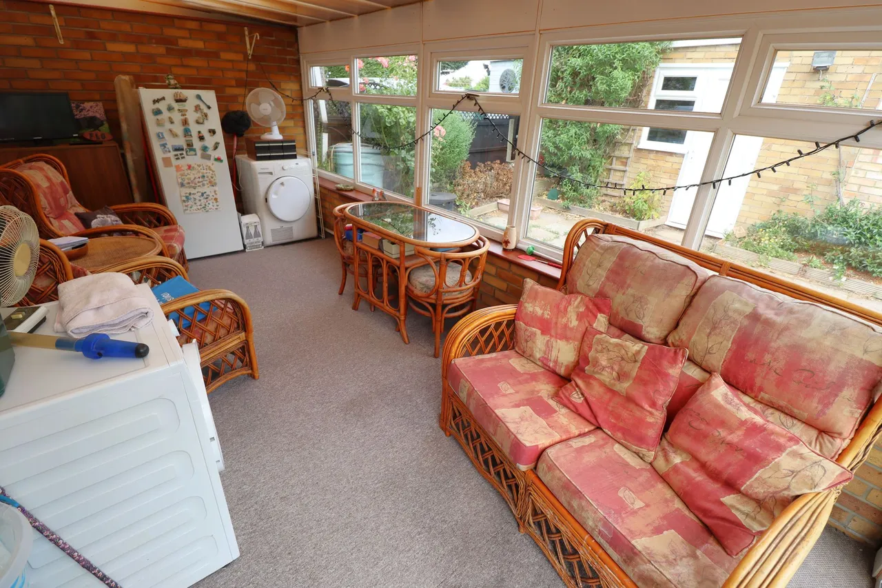 Hambro Hill, Rayleigh, Essex, SS6 9NH, photo 7