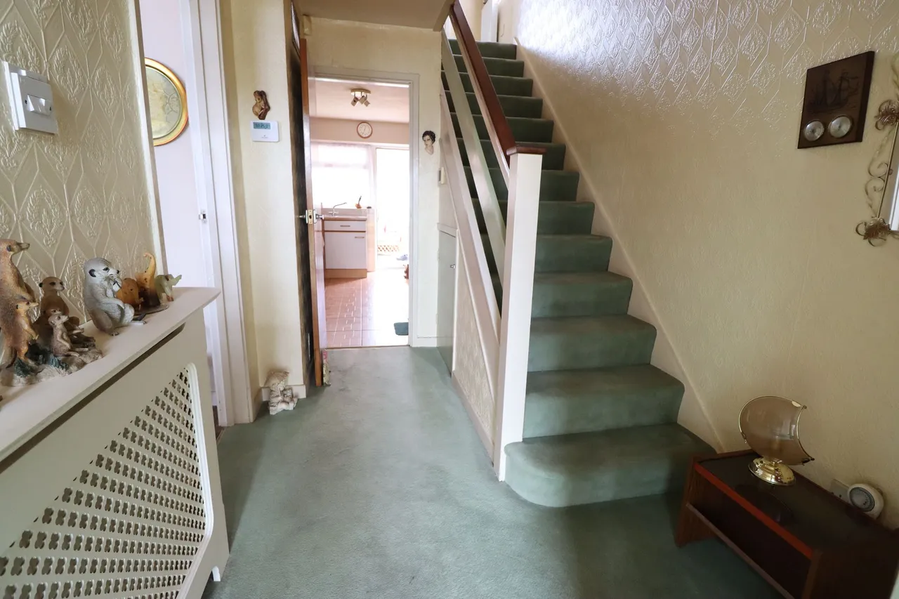 Hambro Hill, Rayleigh, Essex, SS6 9NH, photo 6