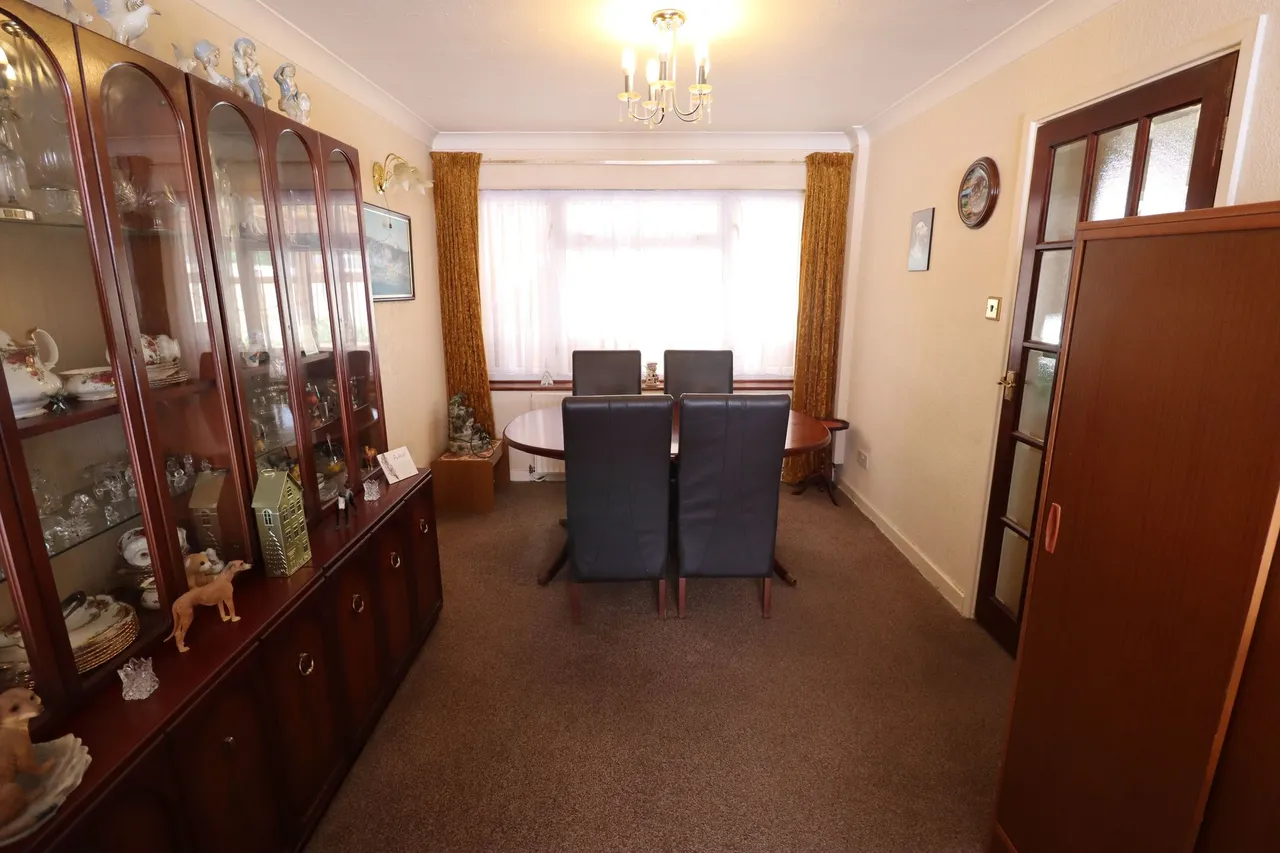 Hambro Hill, Rayleigh, Essex, SS6 9NH, photo 8
