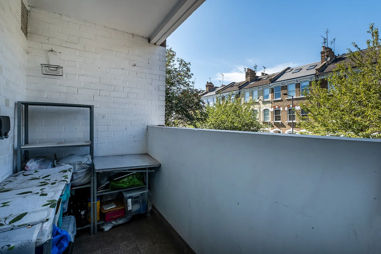 Netherwood Road, London, W14, photo 2