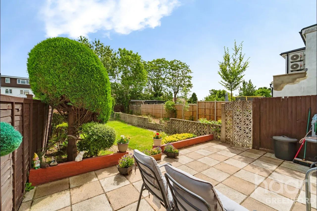 Hicks Avenue, Greenford, UB6, photo 12